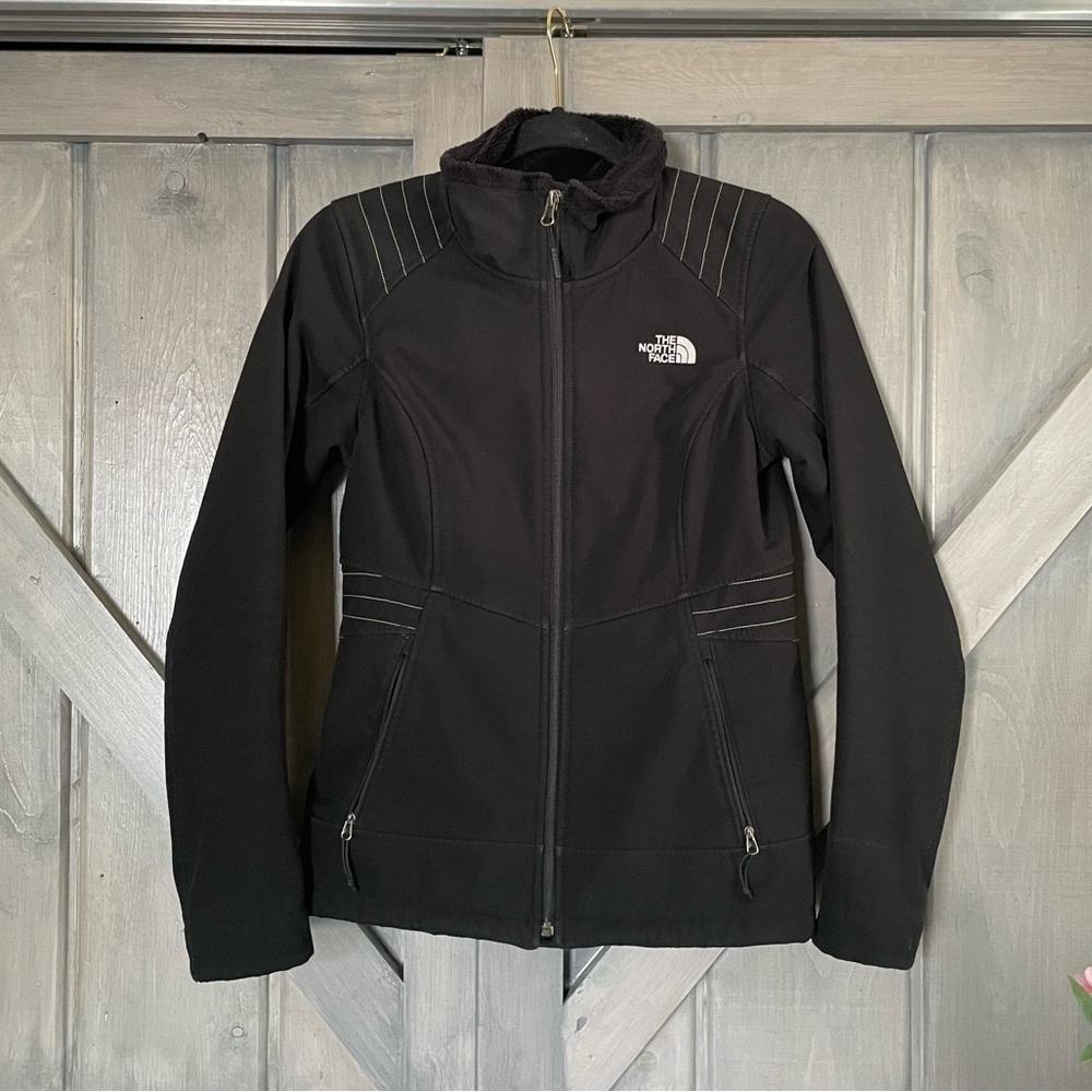 The North Face Women’s Apex Chromium Thermal Jacket Black Size Small